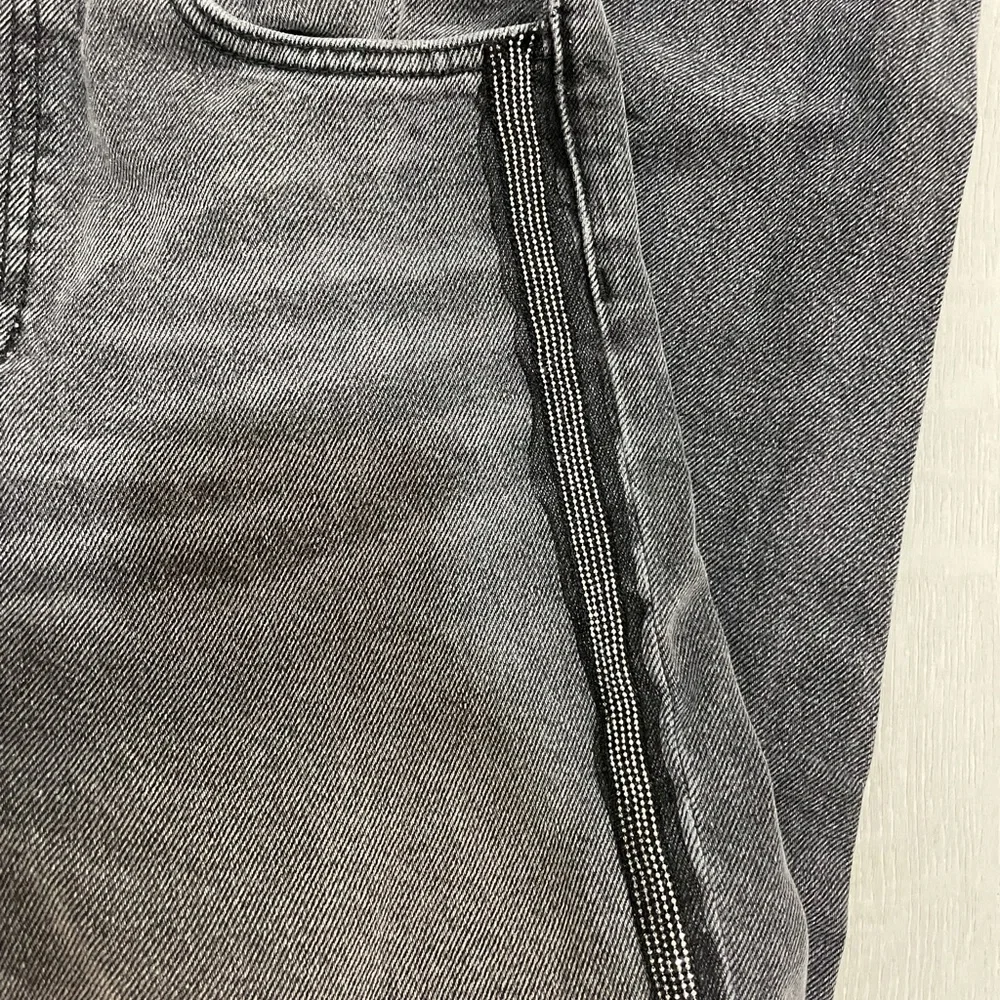 WOMENS GRAY DENIM ZARA JEANS SIZE 00 in EUC - Picture 5 of 9